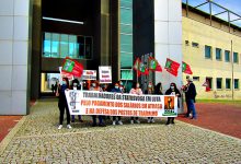 Trabalhadores de bares e cantinas do Instituto Politécnico do Porto exigem reintegração