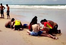 Três jovens e dois adultos resgatados por dois nadadores-salvadores em praia de Vila do Conde