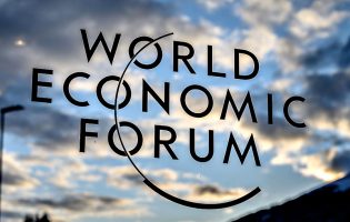 Fórum Económico Mundial diz que problemas climáticos e sociais são principais riscos globais