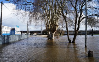 Rio Ave transborda e inunda vários locais de Vila do Conde