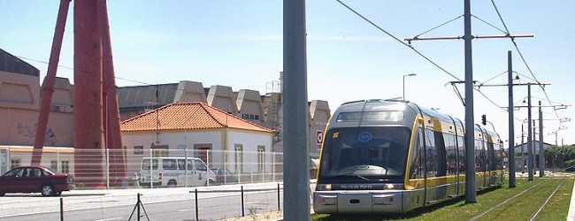 Homem colhido por carruagem do Metro em Vila do Conde