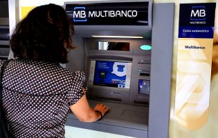 Homens que clonavam cartões multibanco começam a ser julgados em Vila do Conde