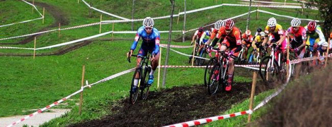 Ciclista vilacondense Ana Santos revalida título de campeã nacional de ciclocrosse de elite