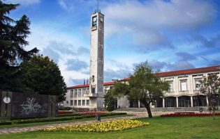 Câmara de Vila Nova de Famalicão cria espaço verde junto a castro para preservar património