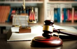 Juíza e Procuradora do Tribunal de Família e Menores da Póvoa de Varzim agredidas a soco