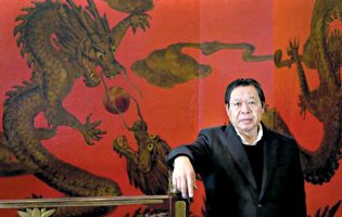 Presidente da Liga dos Chineses em Portugal pede “sinal político” para “prevenir possíveis prejuízos”