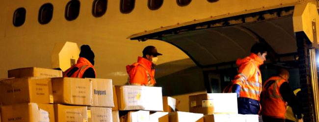 Avião com material proveniente da China voltou sem reagentes para testes e ventiladores