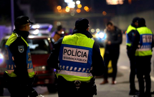 Assaltante apanhado no interior de casa por proprietário em Vila do Conde entregue à PSP