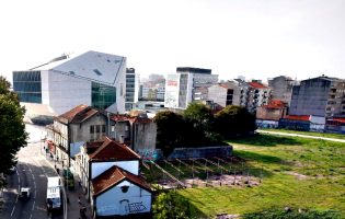 Petição contra projeto do El Corte Inglés na Boavista no Porto em apreciação no parlamento