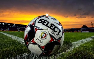 Governo e Liga Portuguesa de Futebol confirmam início do campeonato esta sexta feira sem público