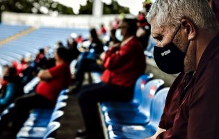 LPFP dá “nota muito positiva” ao teste inicial de regresso dos adeptos aos estádios de futebol