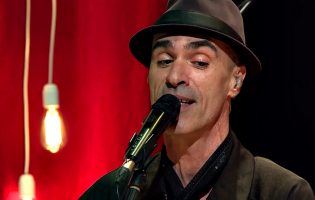 Músico vilacondense Paulo Praça convida José Cid e Fausto Bordalo Dias para o disco-livro “Onde”