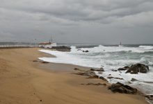 Barras de Vila do Conde e da Póvoa de Varzim fechadas à navegação devido à agitação do mar