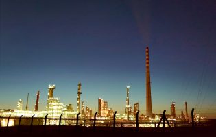 Comissão de Trabalhadores da Galp contesta fim da refinação em Matosinhos e apela ao Governo