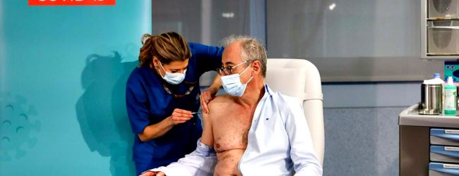 Plano Nacional de Vacinação contra a Covid-19 arrancou hoje no Hospital de São João no Porto