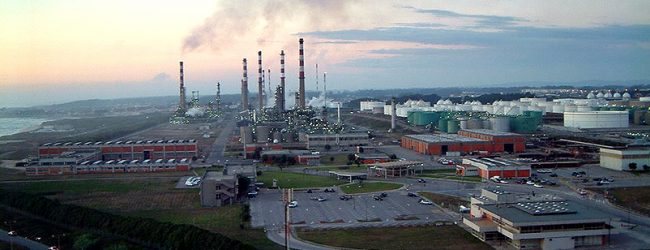 Sindicato dos Trabalhadores alerta para incerteza quanto ao futuro da refinaria de Matosinhos