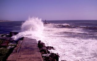 Vila do Conde sob aviso amarelo devido à previsão de agitação marítima, chuva e vento