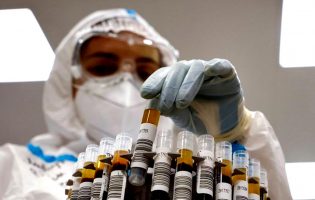 Conselho da Europa diz que pandemia de Covid-19 expôs fraquezas dos sistemas de saúde europeus