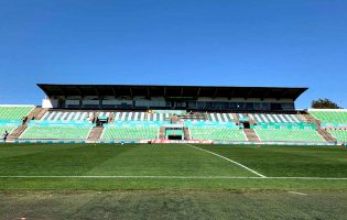 Rio Ave em inferioridade numérica por expulsão de Nélson Monte perde em casa com o Famalicão