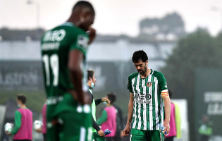 Arouca desafia expectativas e regressa à I Liga após duas subidas despromovendo Rio Ave