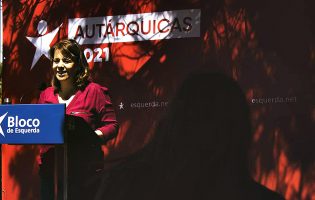 Líder do BE Catarina Martins defende em Vila do Conde que água “não pode servir para o lucro”