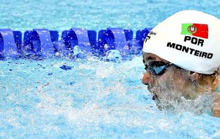 Nadadora vilacondense Ana Catarina Monteiro orgulhosa apesar de a final ter ficado “ao lado”