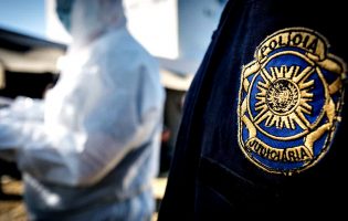 PJ detém 3 suspeitos de integrarem rede que introduzia droga na Europa pelo Porto de Leixões