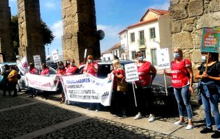 Trabalhadores reclamam melhores condições na Ordem Terceira de São Francisco de Vila do Conde