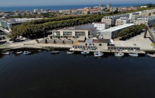 Obra de reabilitação e ampliação do cais do porto de pesca de Vila de Conde custa 600 mil euros