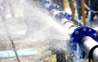 Indaqua sugere controlo de fugas e consumos ilícitos para combater desperdício de água no país