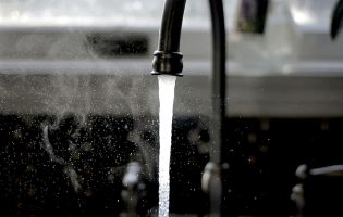 Vila do Conde ainda não concretizou promessa de baixar tarifário da água mais cara do país