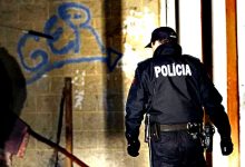 Jovem francês acusado de matar estudante à porta de discoteca no Porto está a ser julgado