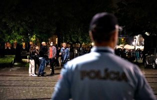 Jovem francês nega envolvimento na morte de estudante à porta de discoteca na baixa do Porto