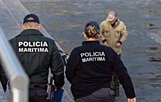 Corpo de pescador de 77 anos encontrado na praia da freguesia de Vila Chã em Vila do Conde