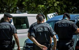 Três homens e uma mulher detidos em Vizela por tráfico de 334 doses de estupefacientes