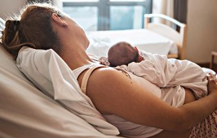 Médico lamenta notícias de maternidades que causaram mal-estar na população
