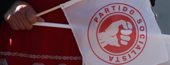 Militantes enchem Pavilhão Rosa Mota para festejar 50 anos do Partido Socialista Português