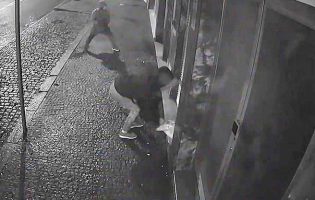 Suspeito de furtar carros e lojas em Gaia, Porto, Matosinhos, Maia e Póvoa em prisão preventiva