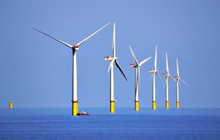 Cidades costeiras da AMP querem obrigar a parecer favorável sobre eólicas ‘offshore’