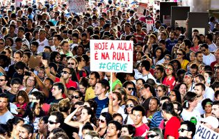 Sindicato STOP vai agir judicialmente contra assédio a professores que são delegados sindicais