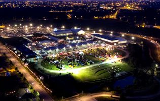 Bárbara Bandeira, Matias Damásio e Rui Veloso em concerto na AgroSemana na Póvoa de Varzim