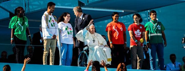 Papa pede aos jovens na Jornada Mundial da Juventude para serem “surfistas do amor”