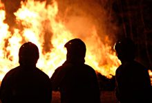 Incêndio deixa armazém de sucata de Vila do Conde “completamente destruído” sem feridos