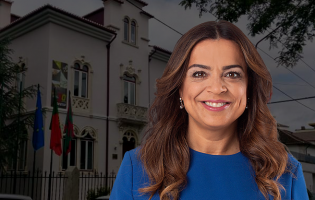 Luísa Salgueiro diz no Congresso dos Municípios Portugueses que descentralização está em curso