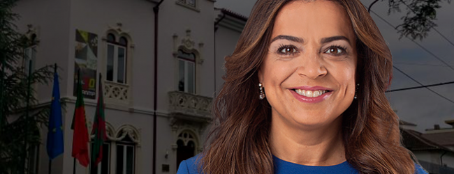 Luísa Salgueiro diz no Congresso dos Municípios Portugueses que descentralização está em curso