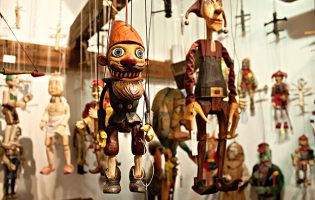 Festival Internacional de Marionetas do Porto começou 6.ª feira com a estreia de “Armazém 88”