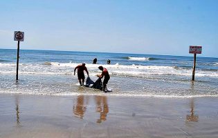 Seis pessoas resgatadas do mar em Vila do Conde e quatro delas foram levadas para o Hospital