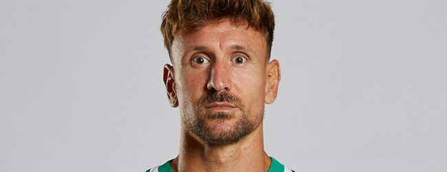 Avançado Ukra despede-se do futebol profissional ao minuto 17 do jogo entre Rio Ave e Benfica