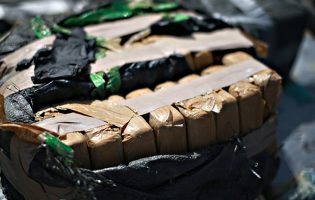 GNR detém suspeito e apreende em Braga mais de 237 quilogramas de cocaína dentro de carro