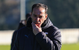 Treinador do Rio Ave Petit quer que equipa melhore pormenores para o duelo com Nacional